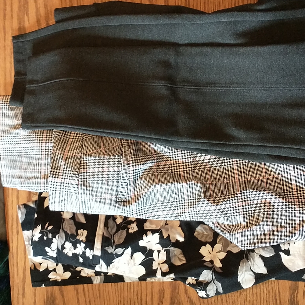 Old Navy pants bundle.